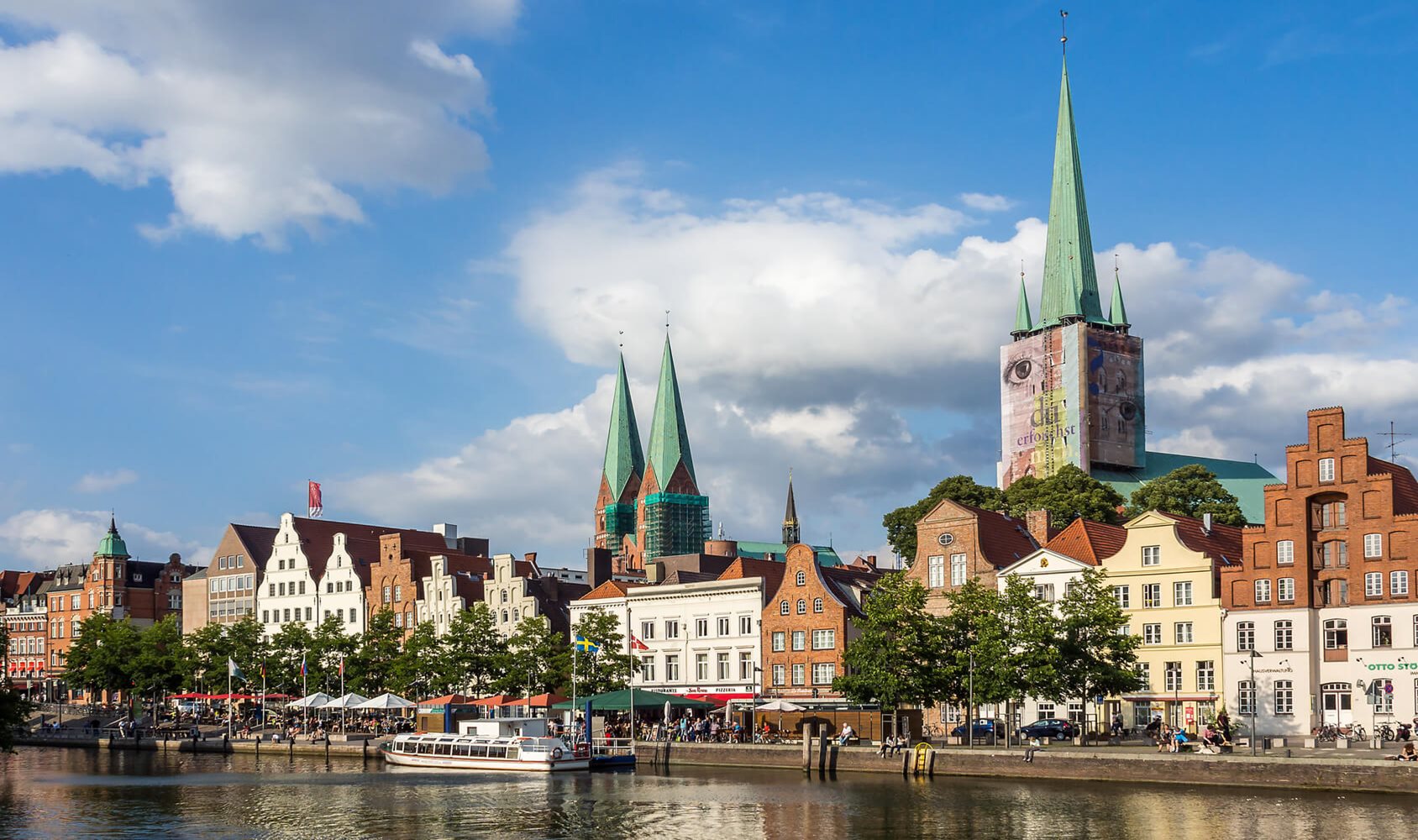 Rent a boat in Lübeck